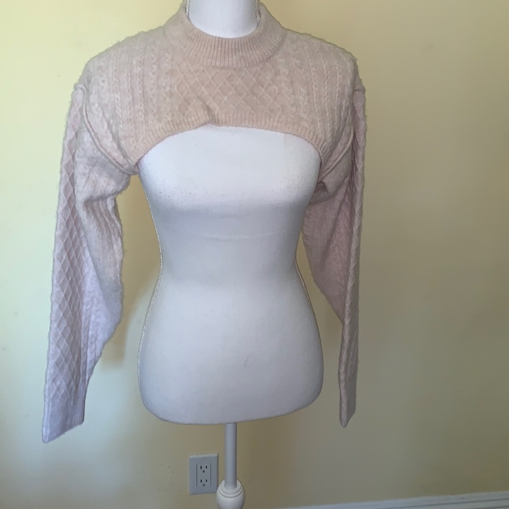 HOUSE OF HARLOW 1960 Light Cream Cable Knit Crew Neck Cropped Sweater Shrug XS